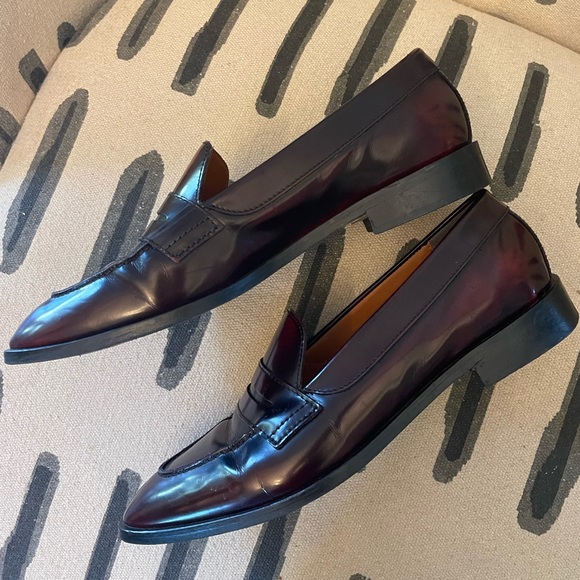 Everlane penny loafer in oxblood - Picture 3 of 4